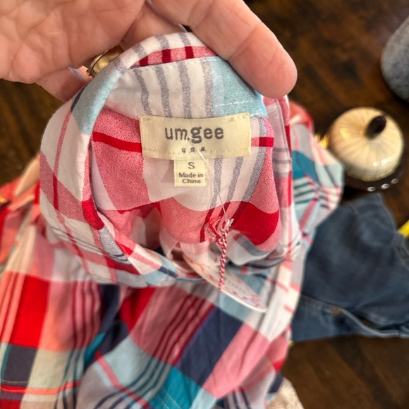 NWT Umgee Red and Blue Plaid Shirt with Lace Detail - Picture 4 of 4